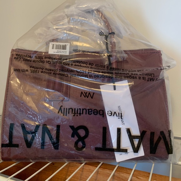 Matt and nat , deep cherry bag - Picture 2 of 8